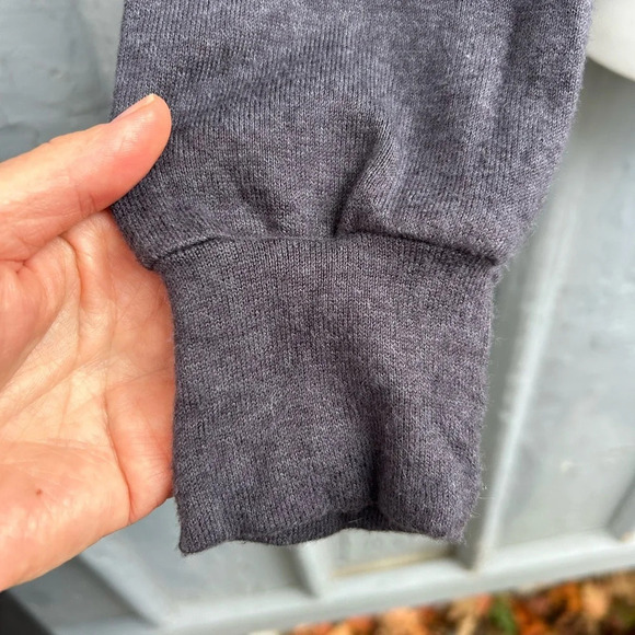 Allison Wonderland Pillar Grey Sleeve Detail Modal Turtleneck, size 6 - Picture 5 of 9